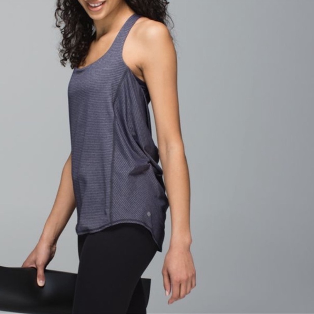 Lululemon Wild Tank in Heathered Navy Blue | Size 4 | Strappy Back